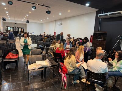 Agen-large class room